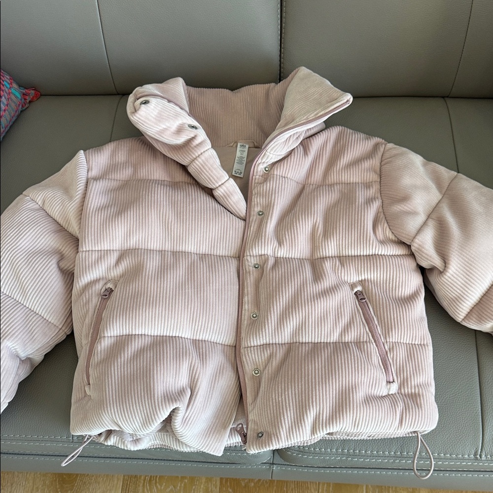 ALO Gold Rush Velour Puffer Jacket in Light Pink - NWOT - size XS